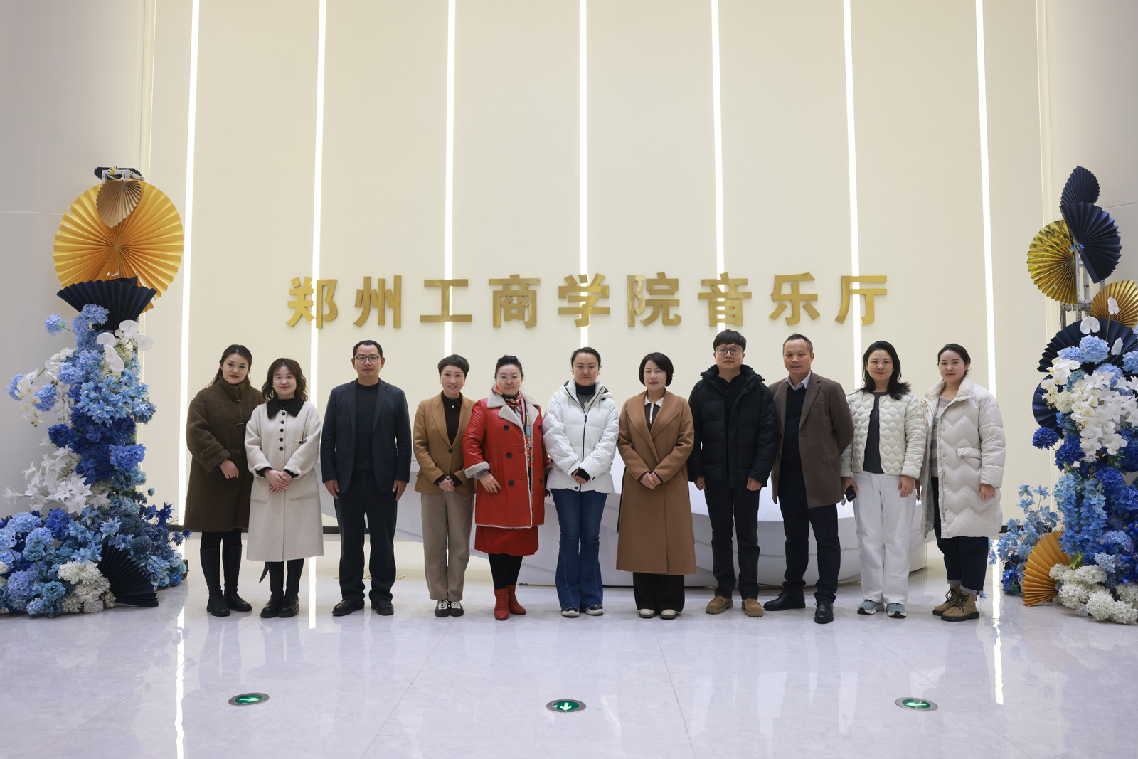 信阳艺术职业学院一行莅临我校yl6809永利集团官网考察交流